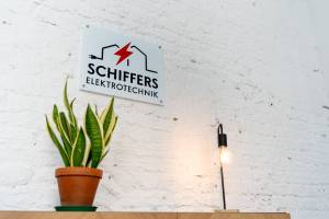 Schiffers Elektrotechnik.jpg