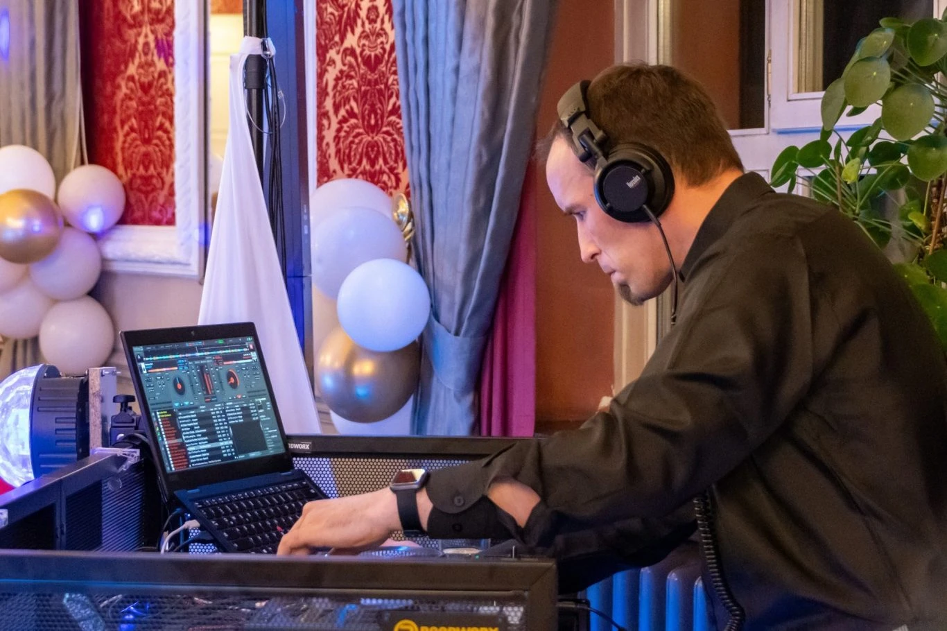 Dein Event DJ RLP.jpg