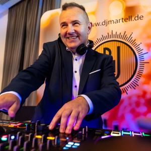 DJ Martell.jpg