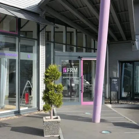 FRM - Fenster, Haustüren, Terrassendächer, Markisen & Rollladen.jpg