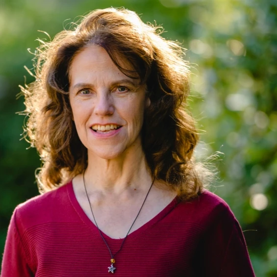 Freie Trauerrednerin Köln - Heike Byn.jpg