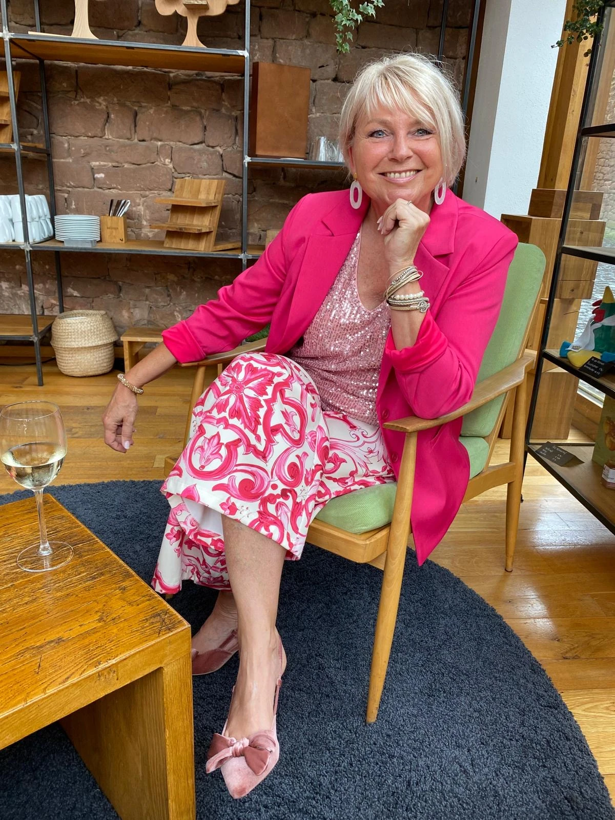 Uta Parg - Rednerin und Sängerin.jpg