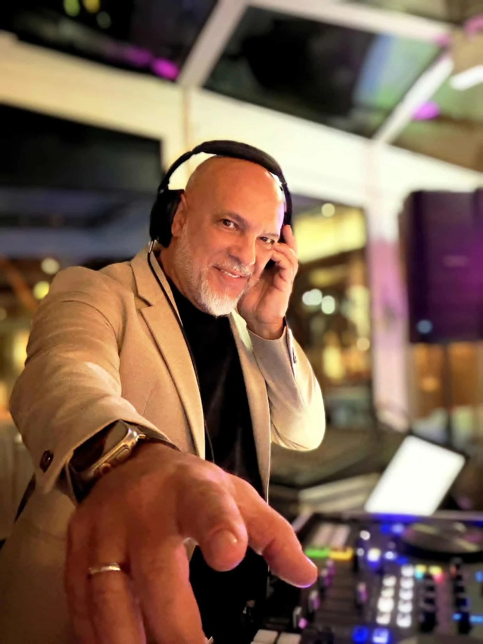 Marco Serra Italienische Live-Musik.jpg