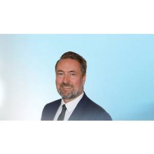 Kai-Oliver Metz, Selbstständiger Finanzberater für die Deutsche Bank.jpg