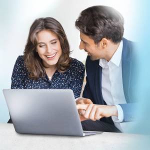 Emre Ziya Lichtenfeld Agenturleiter - selbstständiger Finanzberater für die Deutsche Bank.jpg