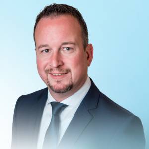 Tobias Wallner - Selbstständiger Finanzberater für die Deutsche Bank .jpg