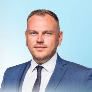 Benjamin Wagner Selbstständiger Finanzberater für die Deutsche Bank.jpg