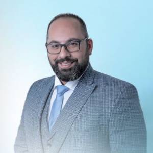 Levent Bagir - selbständiger Finanzberater für die Deutsche Bank Gütersloh.jpg