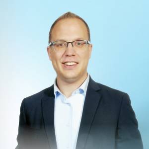 Mikel Steven Schneider, Fnanzagenturleiter und Selbstständiger Finanzberater für die Deutsche Bank.jpg