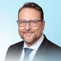 Robert Zlatoper, Selbstständiger Finanzberater für die Deutsche Bank.jpg