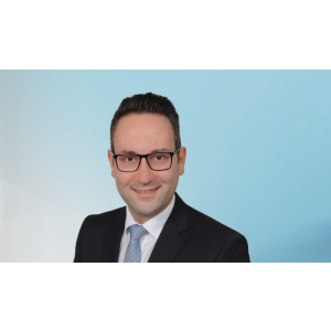 Thomas Nowak, selbstständiger Finanzberater für die Deutsche Bank.jpg