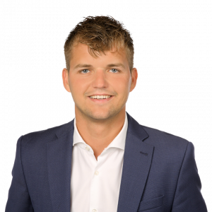 Lukas Dirker: Allfinanz Deutsche Vermögensberatung.jpg