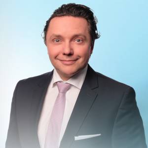 Stephan Ramjoué selbstständiger Finanzberater für die Deutsche Bank AG.jpg