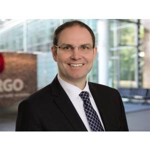 ERGO Versicherung Dirk Missing.jpg