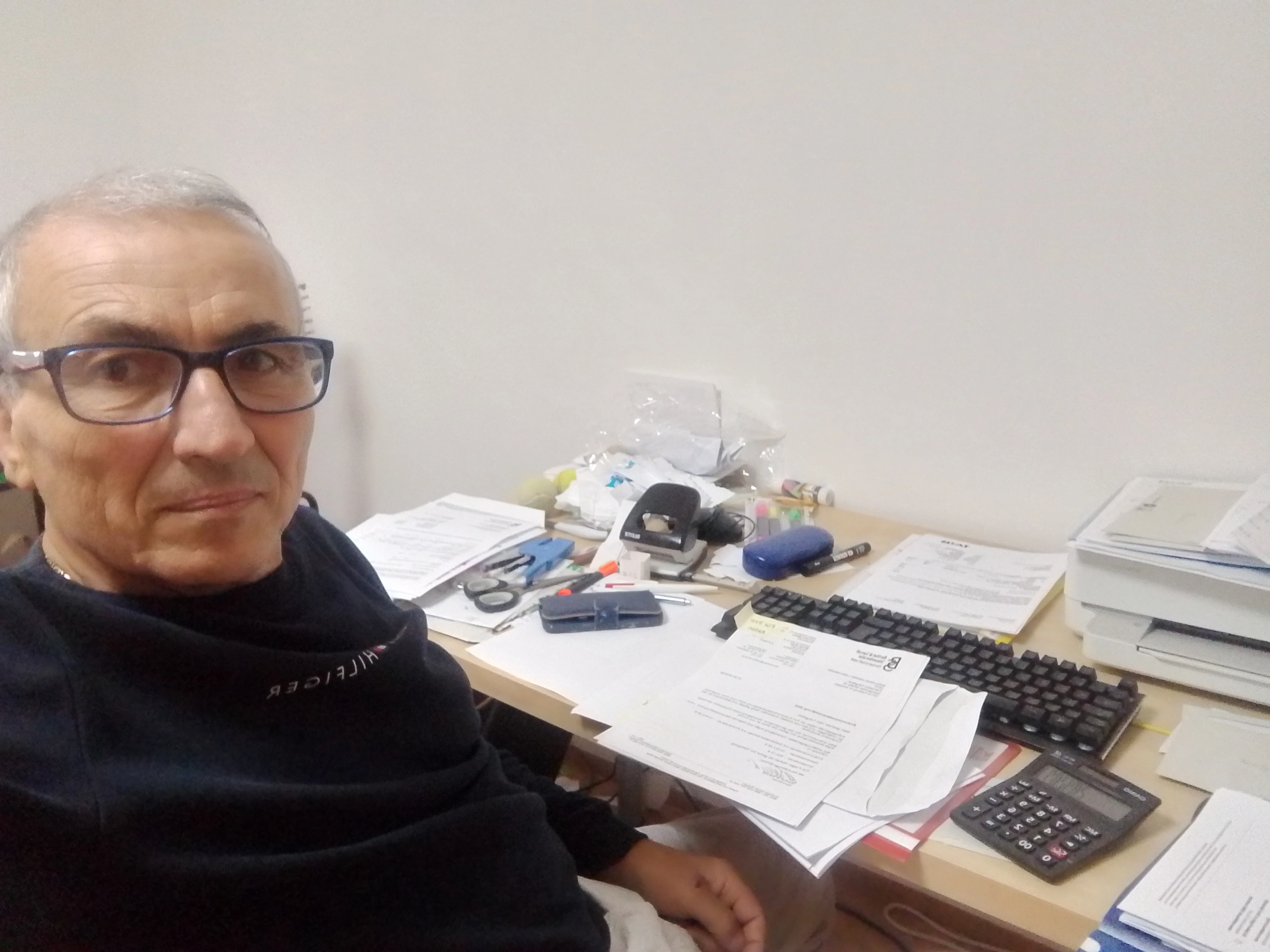 Francesco Cangelosi Fliesenleger.jpg