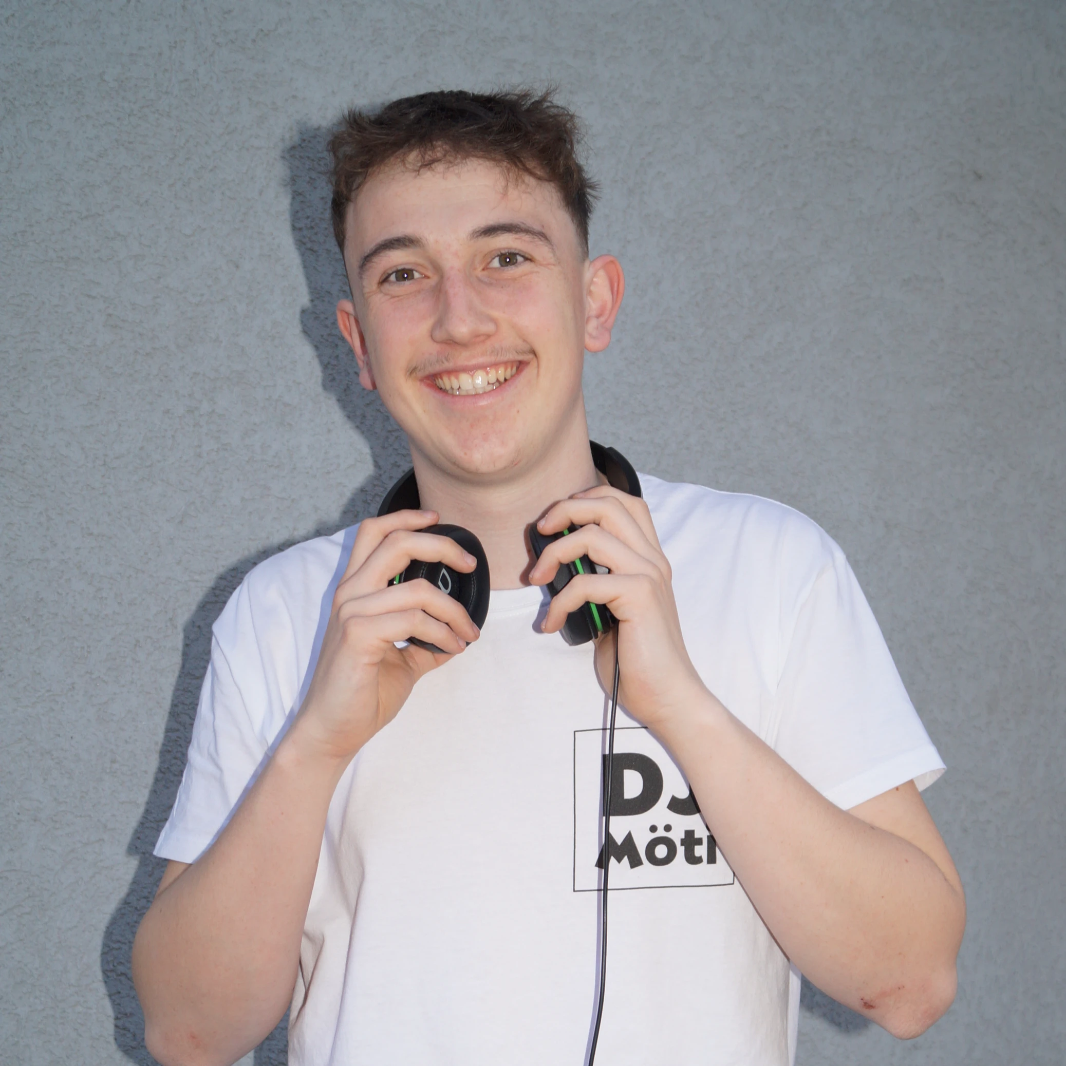 DJ Möti.jpg
