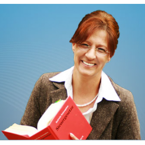 Angela Langer - Steuerberaterin.jpg