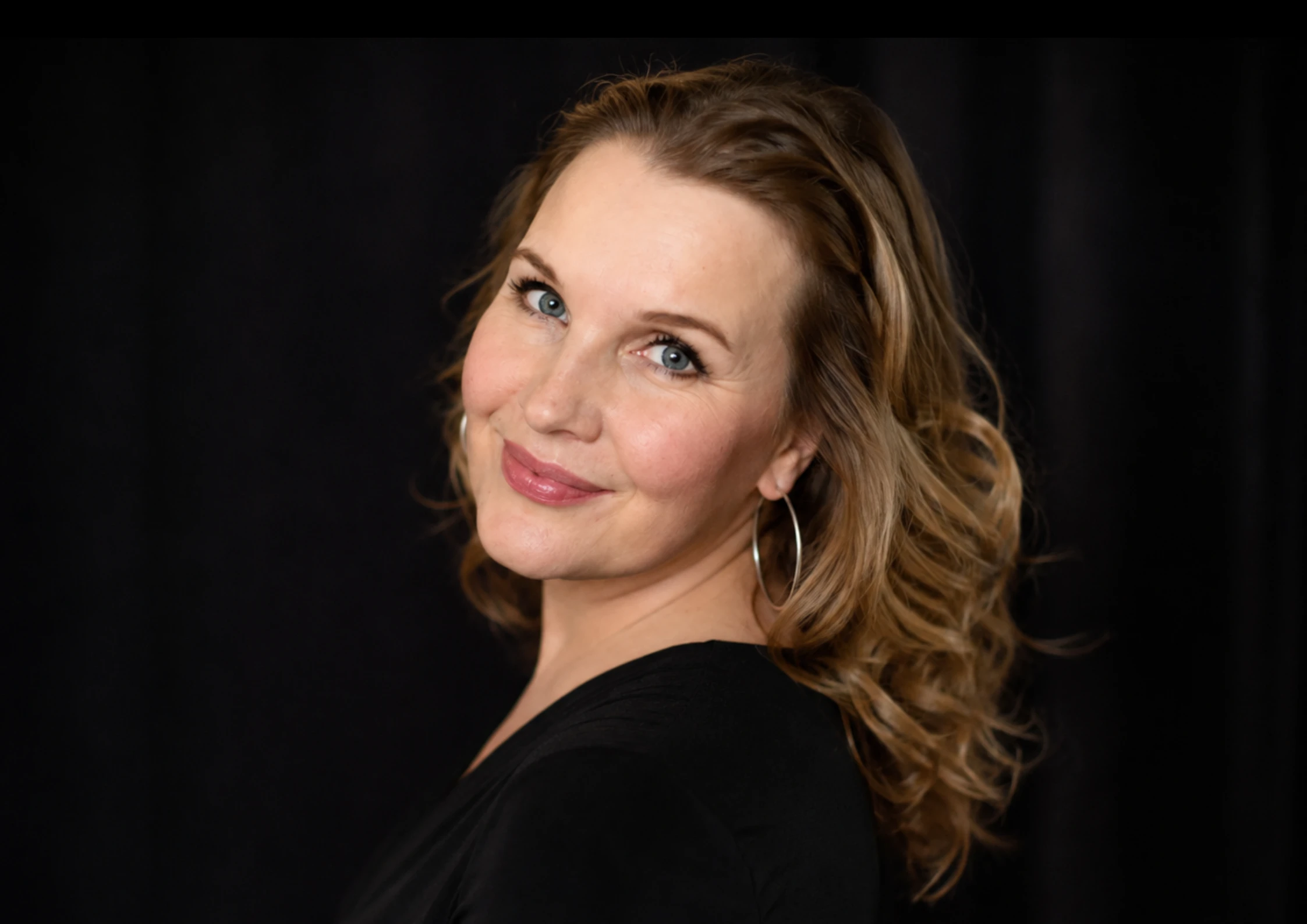 Sängerin Claudia Groß (AURALIE).jpg