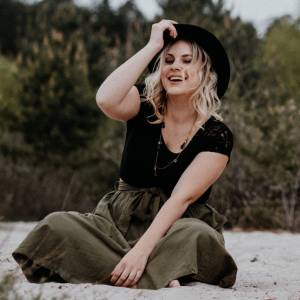 Melina Lewe Photography.jpg