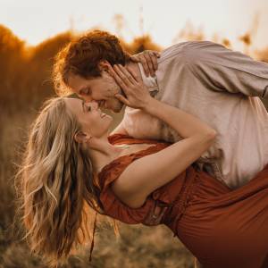 Karina Sowa Photography & Film.jpg