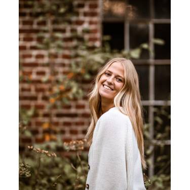 Annika van Beek Photography.jpg