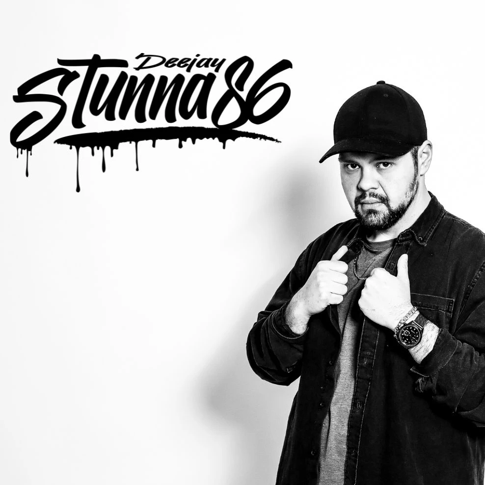 DJ STUNNA 86.jpg