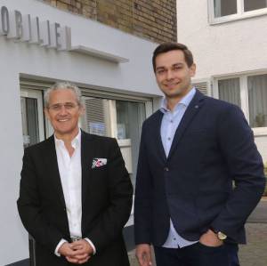 QuartierPunktVier Immobilien GmbH.jpg