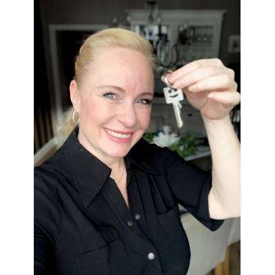 Sandra Owoc Immobilien und Baufinanzierung.jpg