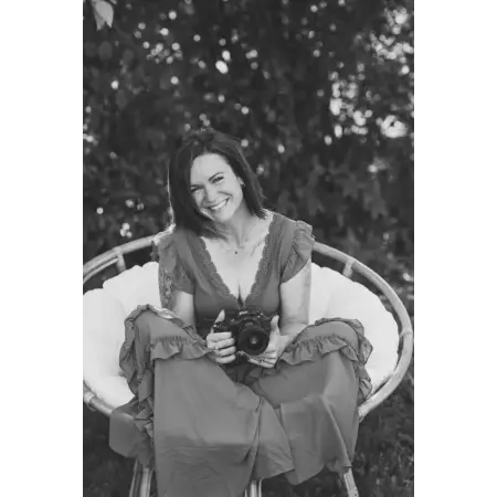 Frau Sellke fotografiert.jpg