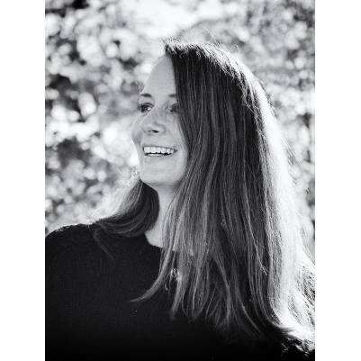 Birte Lebender Fotografie.jpg