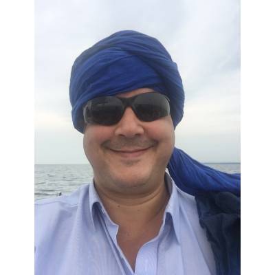 Deniz Saylan Photographer.jpg