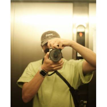 Philipp Uricher - Social Photography & Content.jpg