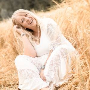 Heart Moments Photography - Hochzeiten Familien und Neugeborenen Fotografin Aalen.jpg