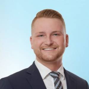 Lukas Breivogel - Selbstständiger Finanzberater für die Deutsche Bank.jpg
