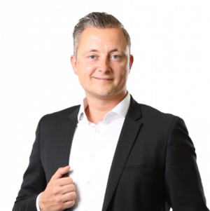 Kristian Hartung Deutsche Vermögensberatung.jpg