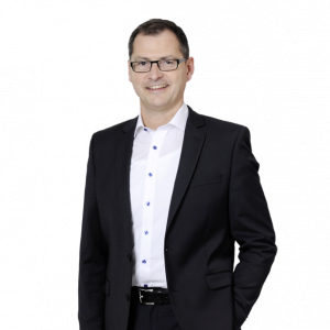 Reinhard Helfrich.jpg