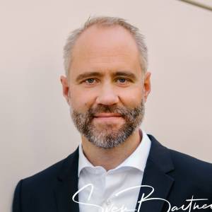 tecis Kompetenzzentrum Sven Bartneck.jpg