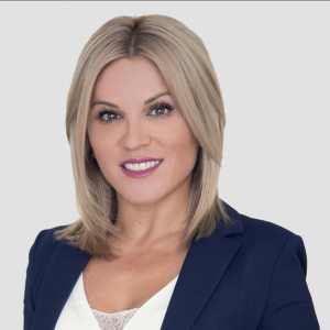 Julie Nimani Hauptgeschäftsstelle Deutsche Vermögensberatung.jpg