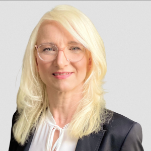 Madeleine Ammon: Allfinanz Deutsche Vermögensberatung.jpg