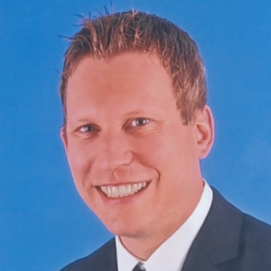 Matthias Fisch - Finanzierung, Geldanlage, Versicherung, Factoring (DVAG).jpg