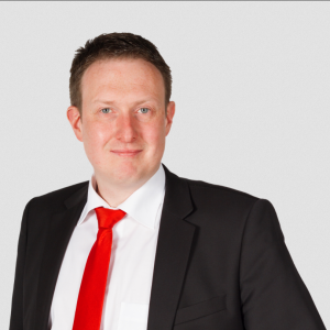 Marco Pinther: Allfinanz Deutsche Vermögensberatung.jpg