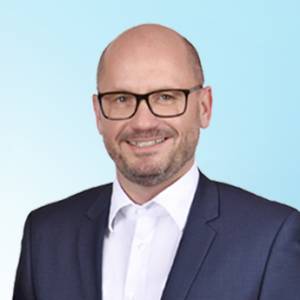 Sven Zeppel - Selbstständiger Finanzberater für die Deutsche Bank.jpg