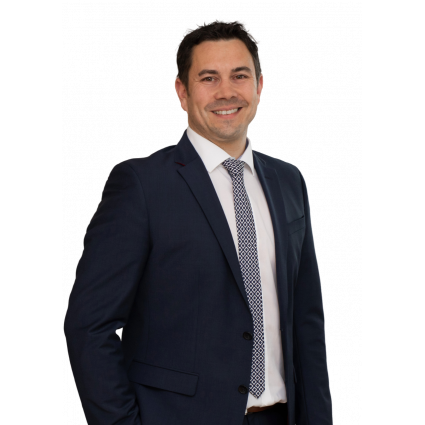 Sebastian Hermann - Selbstständiger Vertriebspartner für Swiss Life Select.jpg