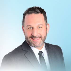 Tobias Schreiner-Weihrauch Selbstständiger Finanzberater für die Deutsche Bank.jpg