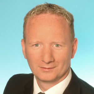 Marco Schmidt Deutsche Vermögensberatung.jpg