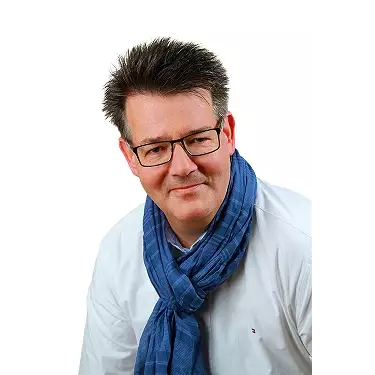 Schlösser Immobilien & Baufinanzierung.jpg