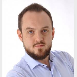 ERGO Versicherung Arthur Schell.jpg