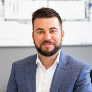 Allianz Versicherung Adrian Trenkenschuh.jpg