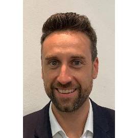 DEVK Versicherung: Daniel Janisch.jpg