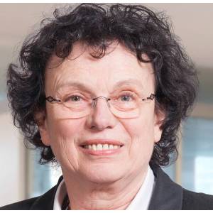 SIGNAL IDUNA Versicherung Brigitte Lehmann.jpg